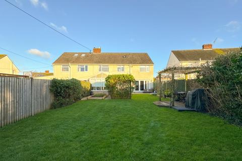 4 bedroom semi-detached house for sale, Melrose Avenue, Yate, Bristol