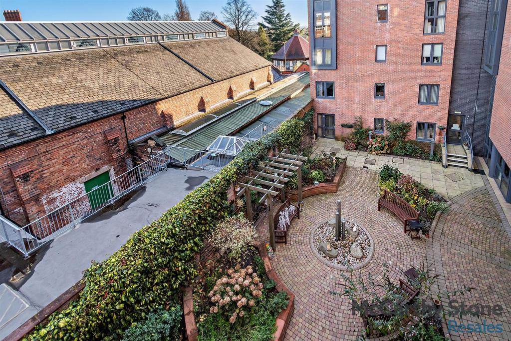 Forest Court
