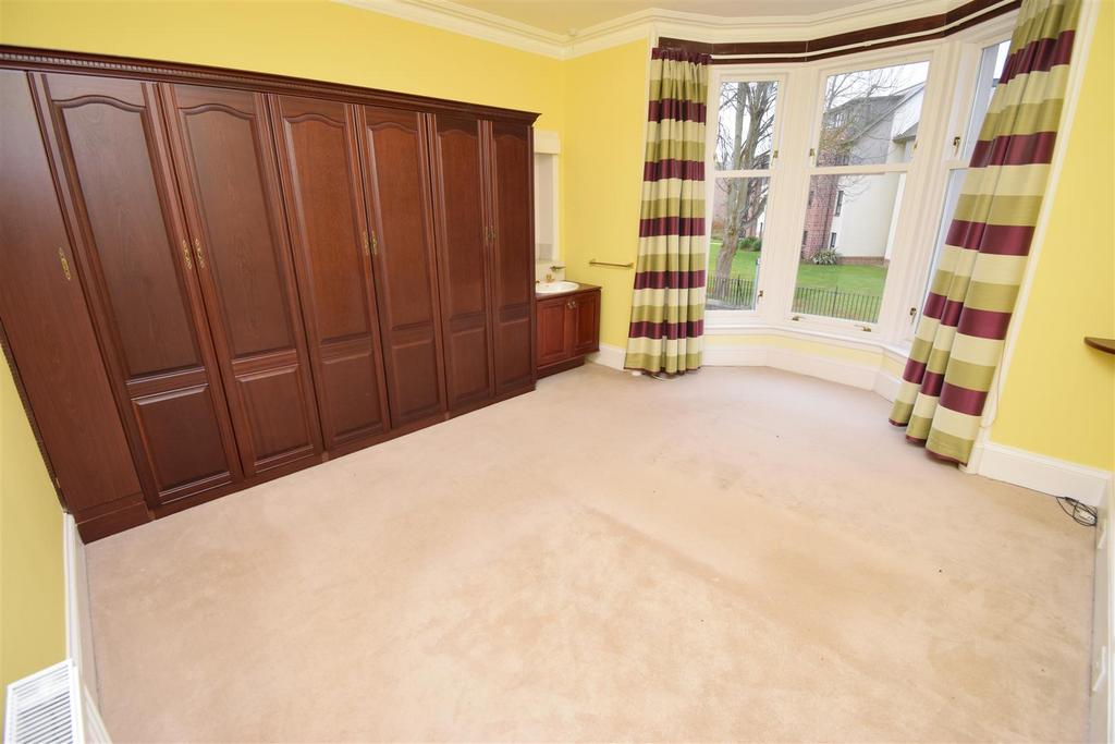 Bedroom one.jpg