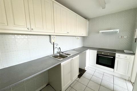 2 bedroom flat to rent, Gilpin House, Claymond Court, Stockton-On-Tees