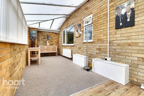 3 bedroom detached bungalow for sale, Elm Grove, Garboldisham