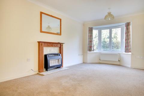 3 bedroom detached house for sale, Honeysuckle Gardens, Everton, Lymington, SO41