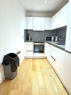 1 bedroom flat to rent, Caroline Street, London E1