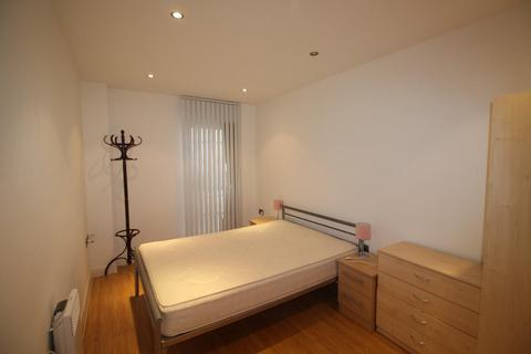 1 bedroom house to rent, Taylorson St, Salford