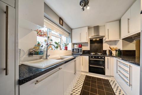 3 bedroom end of terrace house for sale, Eldene,  Swindon,  Wiltshire,  SN3