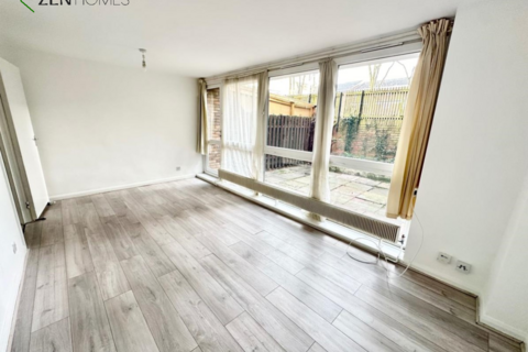 3 bedroom maisonette to rent, London N19