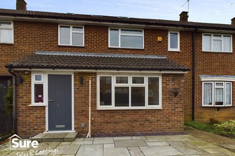 4 bedroom terraced house to rent, Hawthorne Lane, Hemel Hempstead, Hertfordshire, HP1 2PU