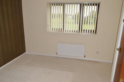 2 bedroom house to rent, Pickering Avenue, Hornsea