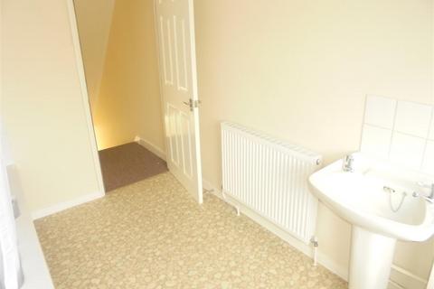 2 bedroom terraced house to rent, Mansfield Road, Skegby, Sutton-In-Ashfield