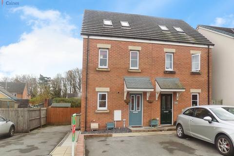 3 bedroom semi-detached house for sale, Cilgant Y Lein, Pyle, Bridgend. CF33 4AQ