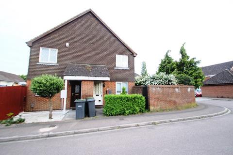 1 bedroom cluster house to rent, The Dell, Wigmore, Luton, LU2