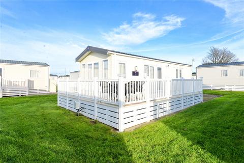 2 bedroom park home for sale, Chewton Sound, Hoburne Naish, Barton On Sea, Hampshire, BH25