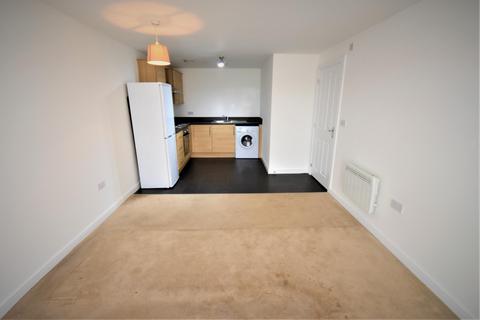 2 bedroom flat to rent, Llys Nantgarw, Wrexham, LL13