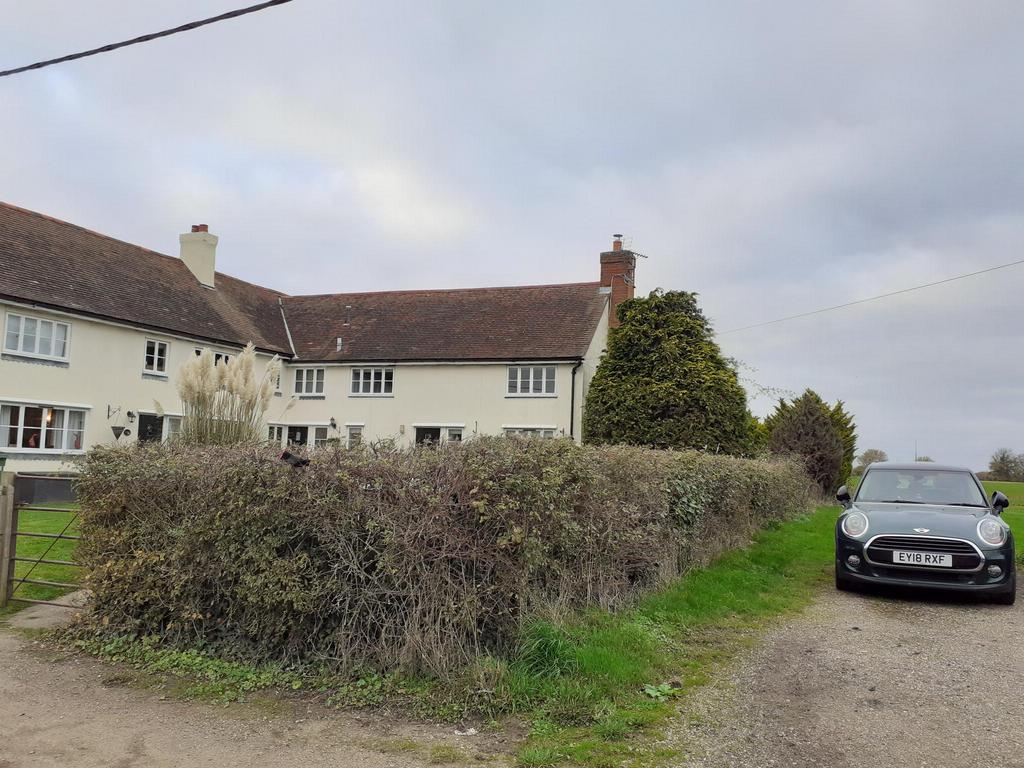 Kelvedon, Colchester 3 bed end of terrace house - £1,450 pcm (£335 pw)