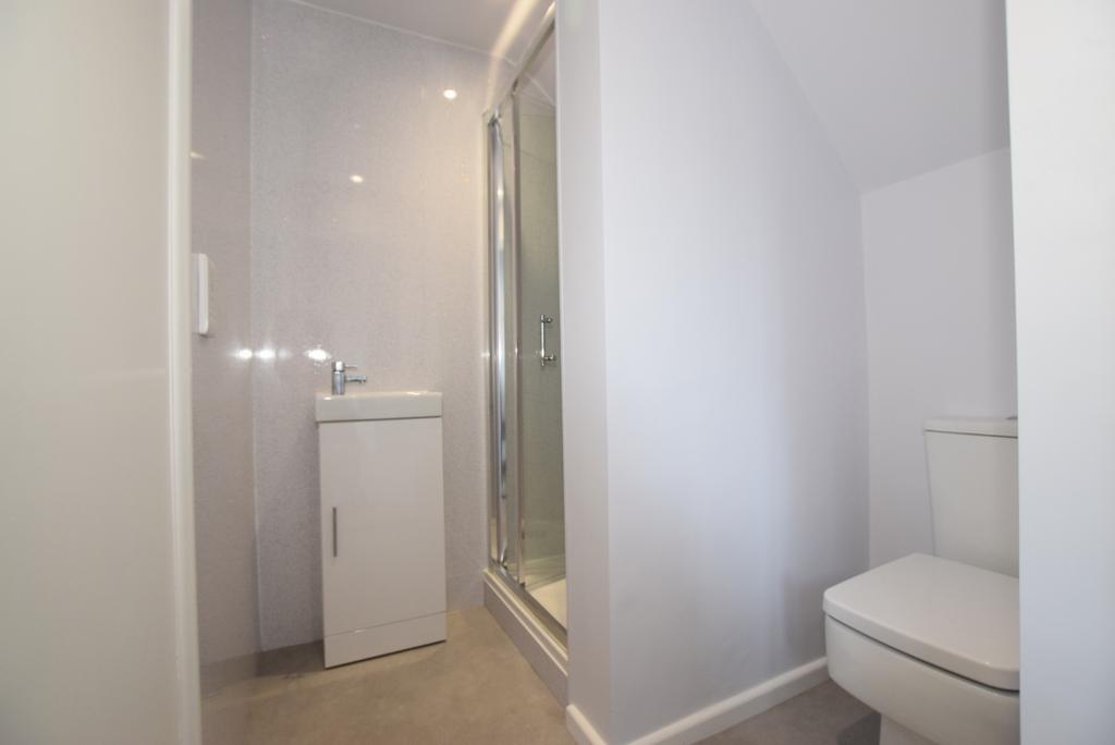 Shower Room1