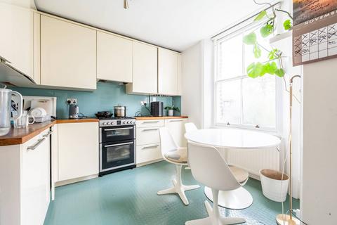 1 bedroom flat for sale, Hazelville Road, Highgate, London, N19