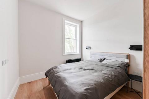 2 bedroom flat to rent, Upper Street, Highbury and Islington, London, N1