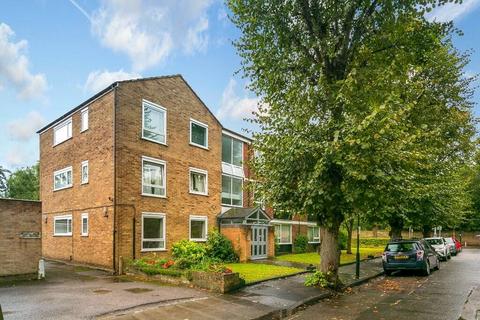 2 bedroom apartment for sale, Branstone Road, Kew, Surrey, TW9