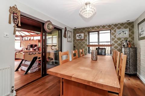 4 bedroom detached house for sale, Penmans Hill, Chipperfield, WD4