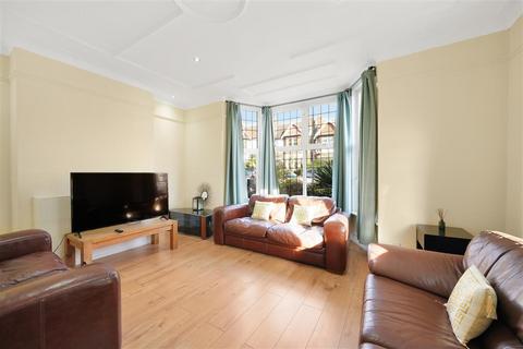 3 bedroom end of terrace house for sale, Copley Park, SW16