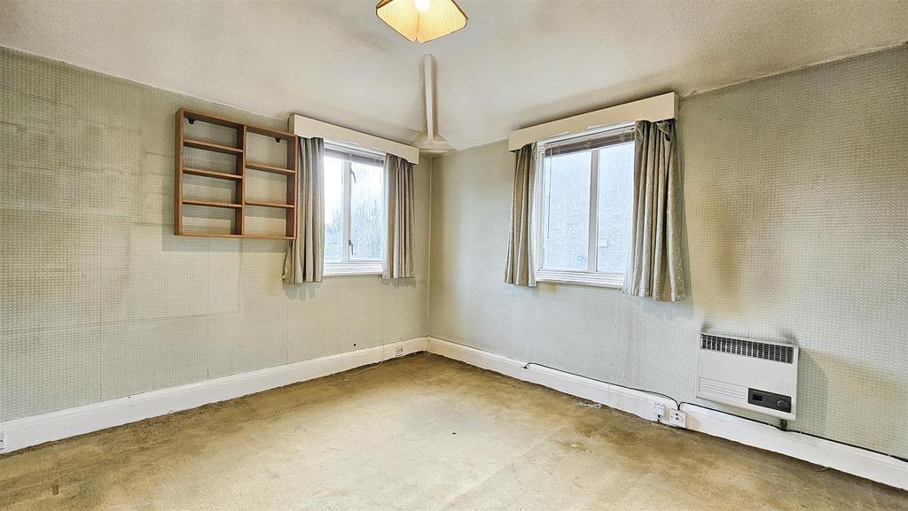 Bedroom 5.jpg