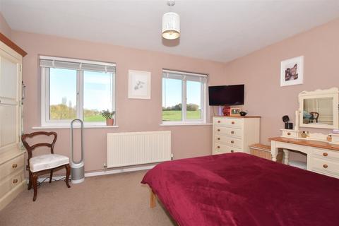 23 Holbourn Close, Herne Bay, CT6 7TE