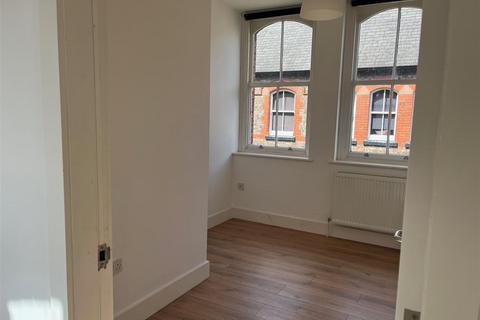 2 bedroom apartment for sale, Clock Tower Park, Longmoor Lane, Liverpool