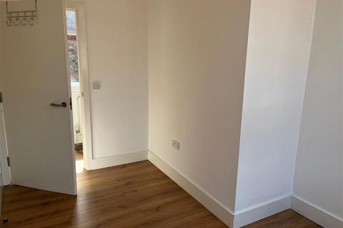 2 bedroom apartment for sale, Clock Tower Park, Longmoor Lane, Liverpool