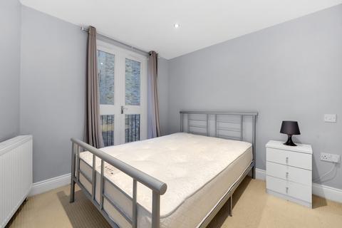 2 bedroom flat for sale, Fulham Road, London SW10