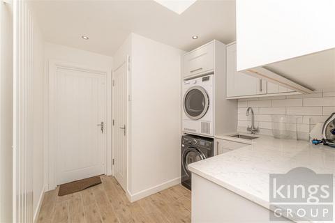 3 bedroom semi-detached house for sale, Linden Gardens, Enfield