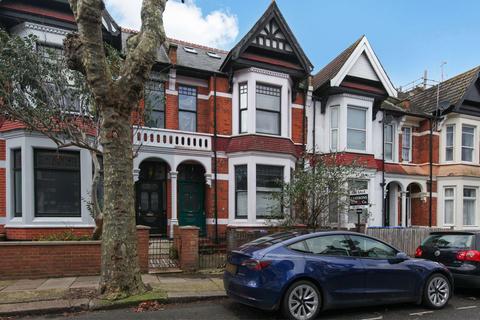 5 bedroom terraced house for sale, Springwell Avenue, London, NW10