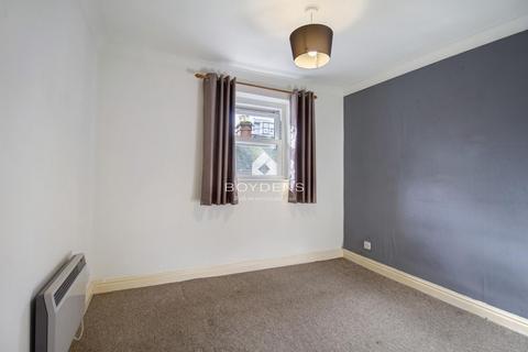 2 bedroom flat for sale, St Peters Street, Colchester CO1