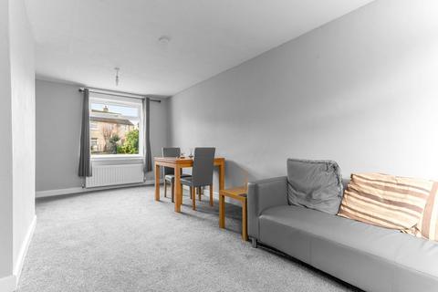 47 Bearside Road, Stirling, FK7 9BY