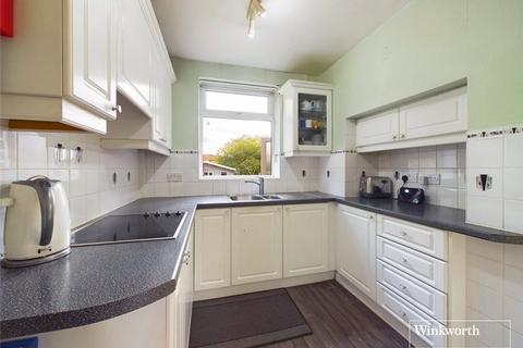 3 bedroom semi-detached house to rent, Alington Crescent, London NW9