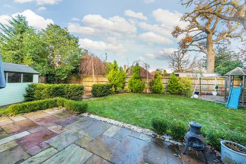 4 bedroom detached house for sale, Eight Acres, Burnham, Buckinghamshire, SL1