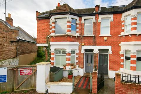 2 bedroom flat for sale, Winfrith Road, London