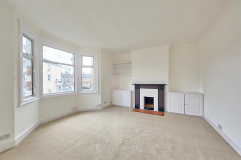 2 bedroom flat for sale, Winfrith Road, London