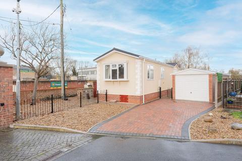 2 bedroom park home for sale, Pound Road, Beccles