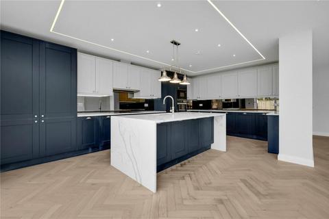undefined, The Avenue, Ascot