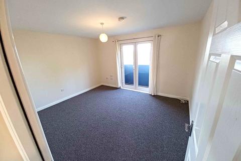 2 bedroom apartment to rent, Crookston Court, Larbert, FK5