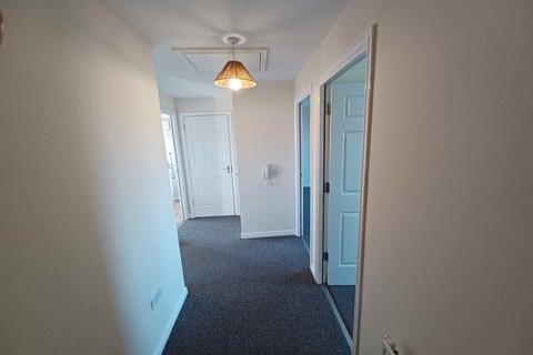 2 bedroom apartment to rent, Crookston Court, Larbert, FK5