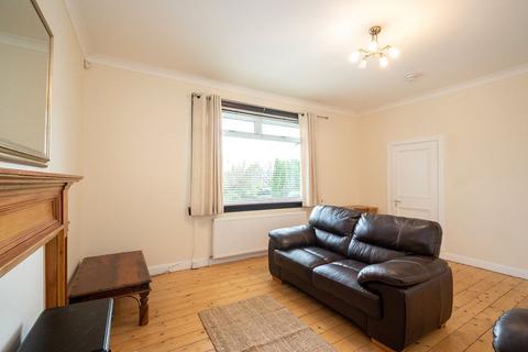 3 bedroom bungalow to rent, Craigmount Gardens, Corstorphine, Edinburgh, EH12