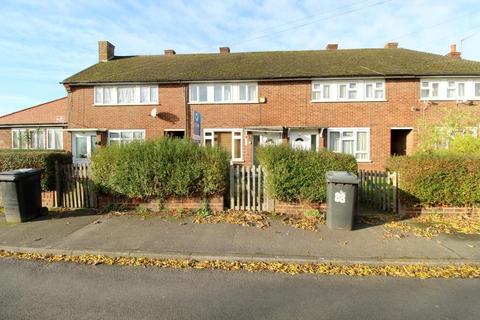 3 bedroom terraced house for sale, Harrow Road, Langley