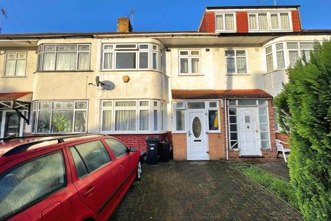 3 bedroom terraced house for sale, Ascot Close, Ilford, IG6