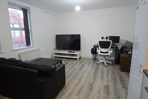 1 bedroom flat to rent, Holton Road, Barry, The Vale Of Glamorgan. CF63 4HQ