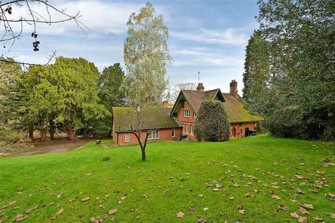 5 bedroom detached house for sale, Hitcham Lane, Burnham, Slough, Buckinghamshire, SL1