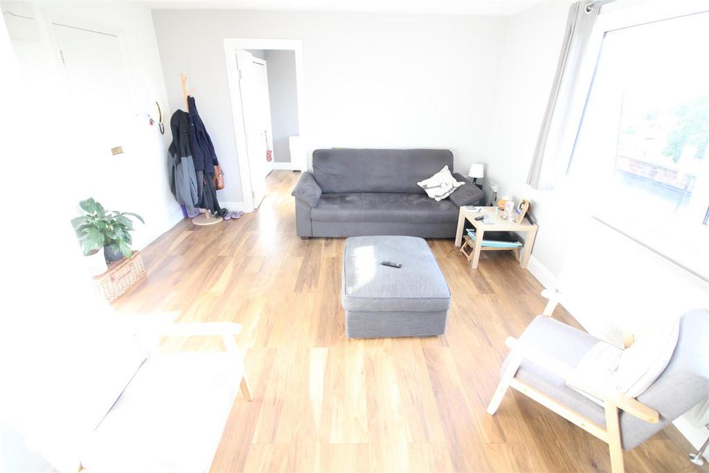 24 DED26 A-D64 E-4445-A98 B-D53 FADE00 D30.jpeg