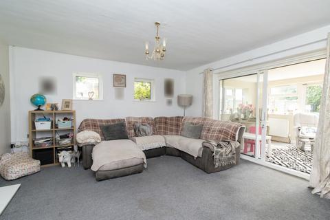 2 bedroom detached bungalow for sale, Osborne Gardens, Herne Bay, CT6