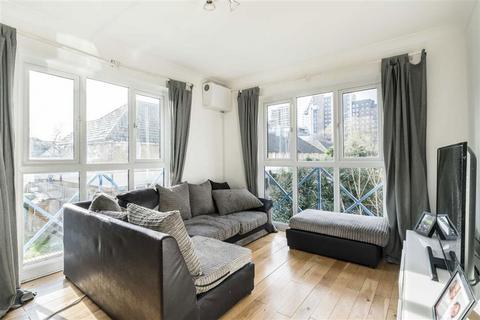 2 bedroom flat for sale, Farrow Lane, London SE14