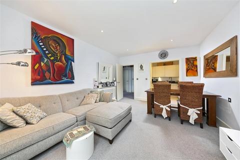 1 bedroom apartment to rent, Langdon Park, Teddington